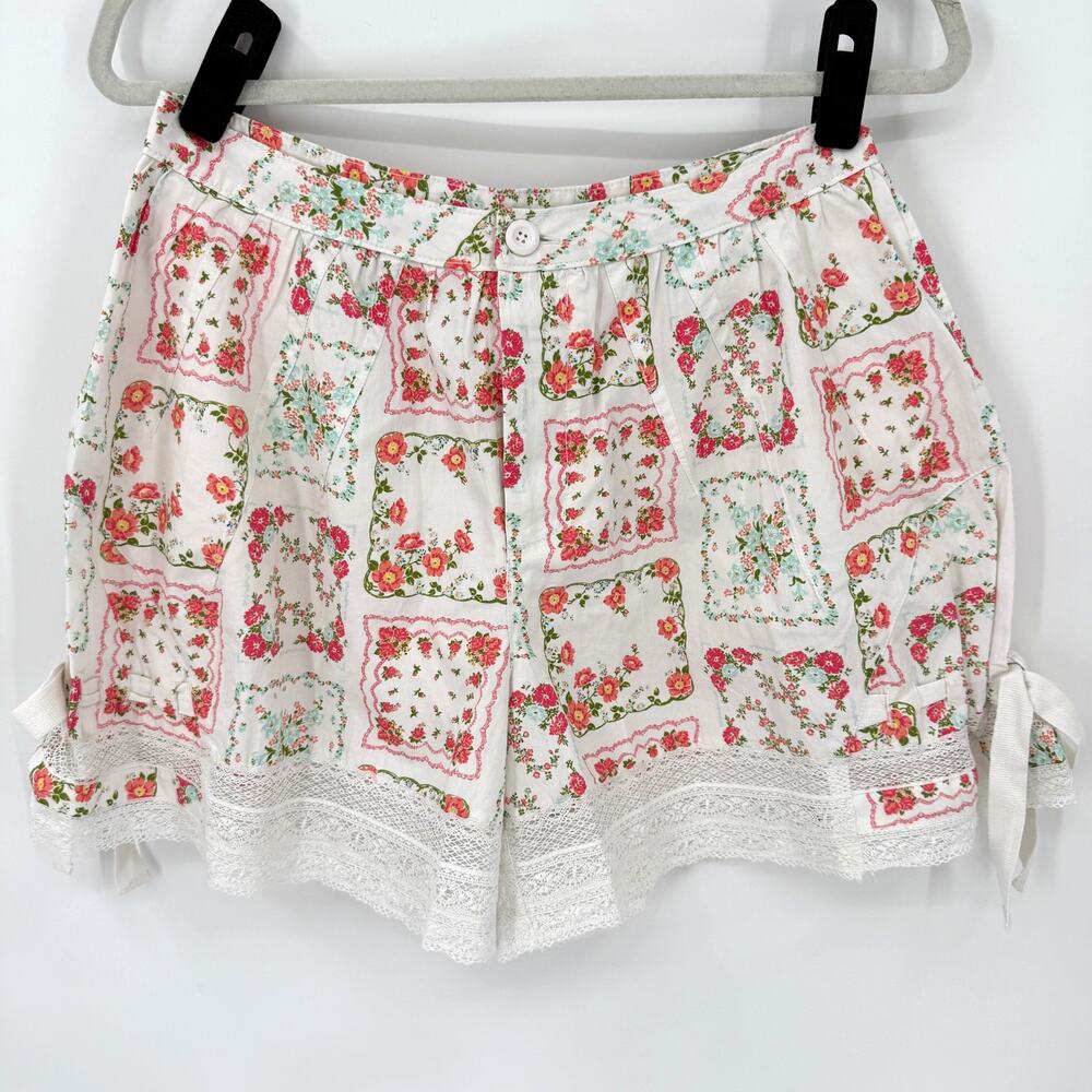 Free People Blue Blooming Lace Shorts Floral Patchwork Bloomers Size 4 NWT - Picture 3 of 9
